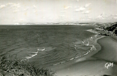 AUDINGHEN Cap Gris Nose Beach At the bottom the White Nose Plus an Offered Card