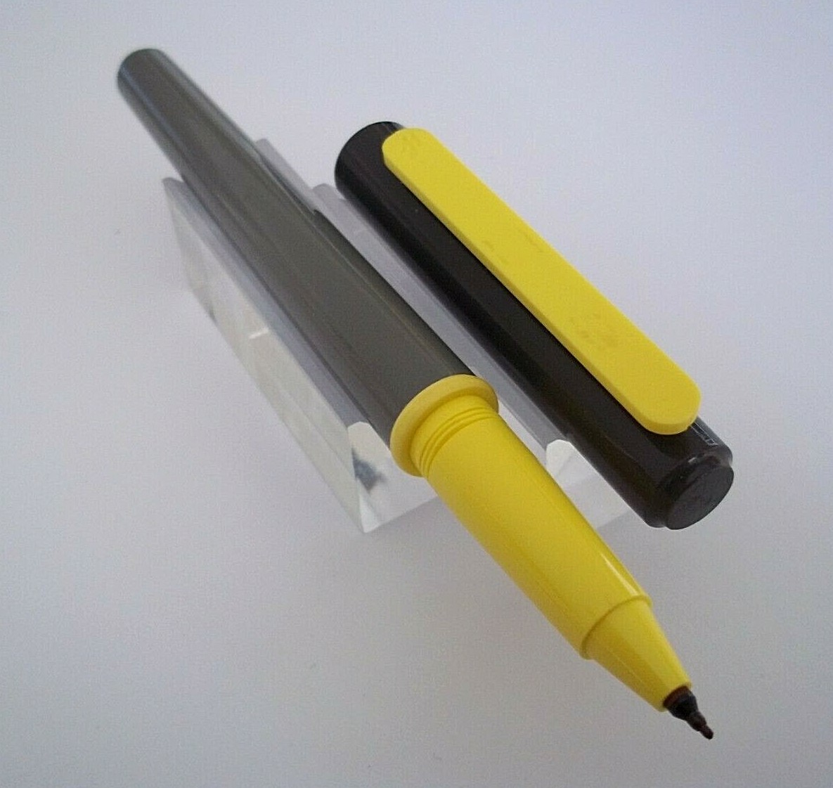 Waterman stylo bille mythique vintage collector KA116 en résine noire