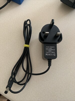 LA-520W Netzteil Adapter schwarz 5 V 2 A tragbarer UK-Stecker für Android Tablet PC