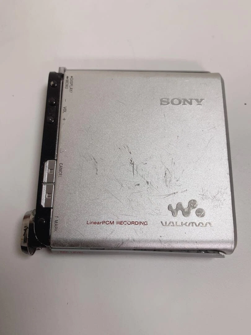 SONY MZ-RH1 MiniDisc Walkman HI-MD digital music Player silver