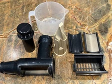 Champion G5- PG710 Commercial Heavy Duty Juicer Black 1/3 HP Works Great! 