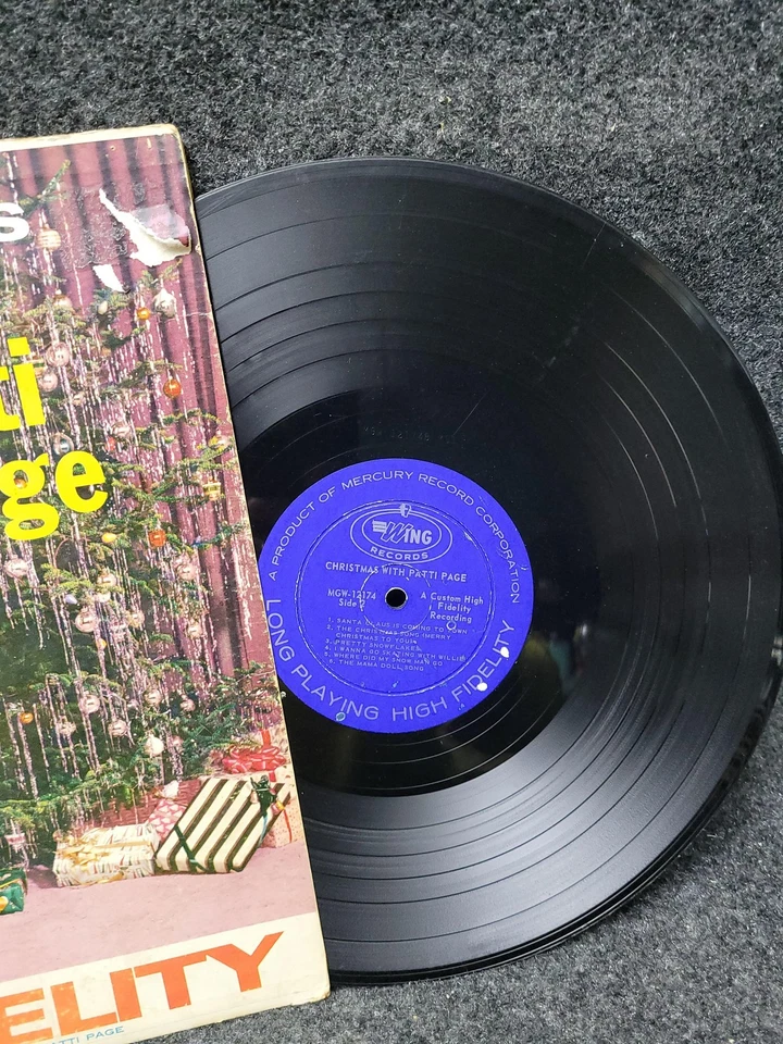Vintage Patti Page Vinyl Record Christmas With Patti Page Mercury Wing MGW-12174 - Image 4 of 4