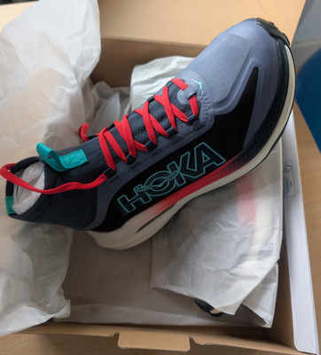 Hoka Tecton X 3 - Carbon & Vibram - Trailrunning Laufschuhe - US10 / EU44 - grau