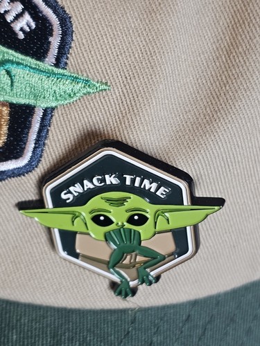 Star Wars Mandalorian Baby Yoda Snack Time Adult Strapback Hat With Matching Pin - Picture 3 of 10