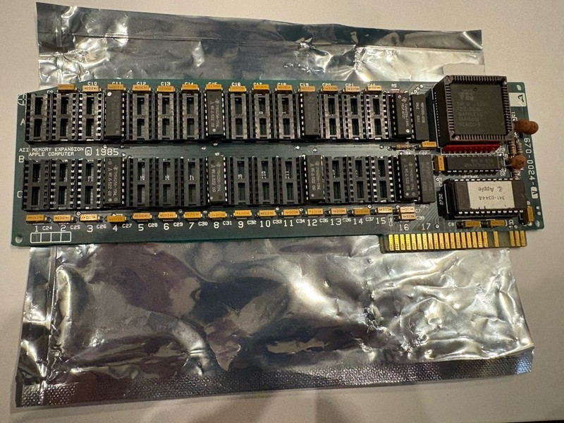 Apple IIe Memory Expansion Card Board 670-0024-A Vintage “slinky” 256k