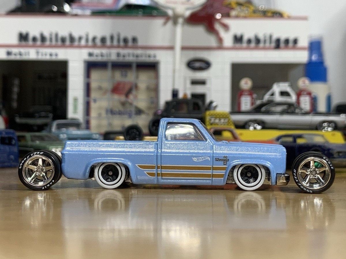 Hot Wheels '83 CHEVY SILVERADO 5台セット Hot Wheels '83 CHEVY SILVERADO 5台セット Amazon.com: Hot