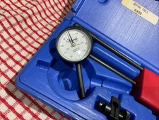 Central Tools 6405 Universal Dial Indicator Set 0-100 Jeweled With Magnetic Base
