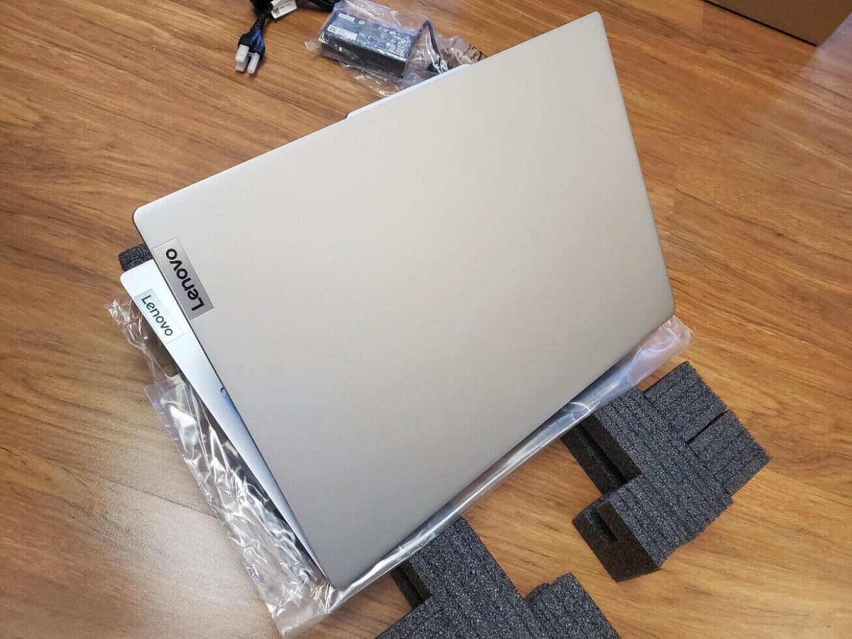 Lenovo IdeaPad Slim 5 16IRL8 16 Lenovo IdeaPad Slim 5 16IRL8 16