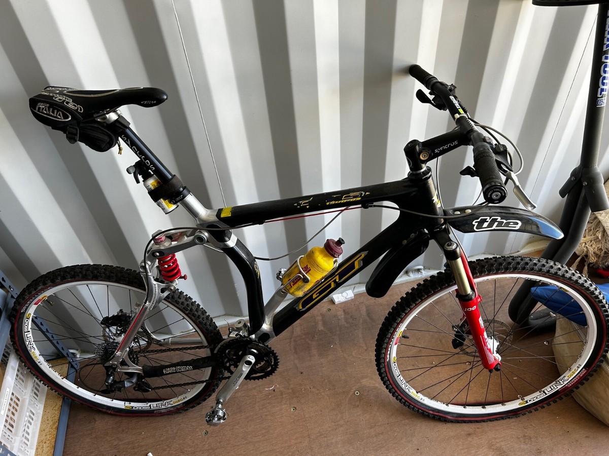 GT STS Thermo-Plastic Mountain Bike (20.5