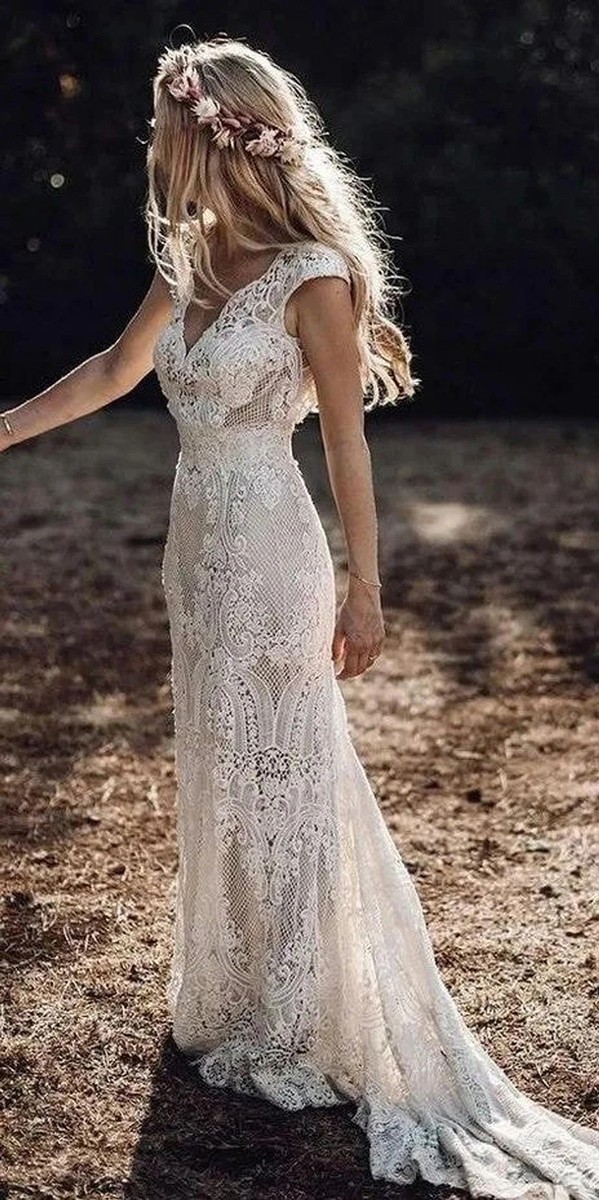 Bohemian Lace Sheath Wedding Dresses Boho Vintage V-neck Backless