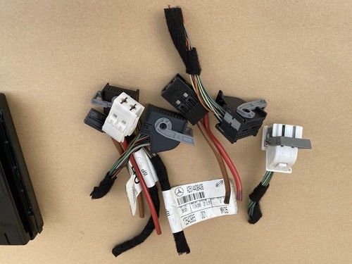 06-10 Mercedes W164 W251 R ML GL REAR SAM SIGNAL ACQUISITION MODULE 1645402962 - Picture 9 of 9