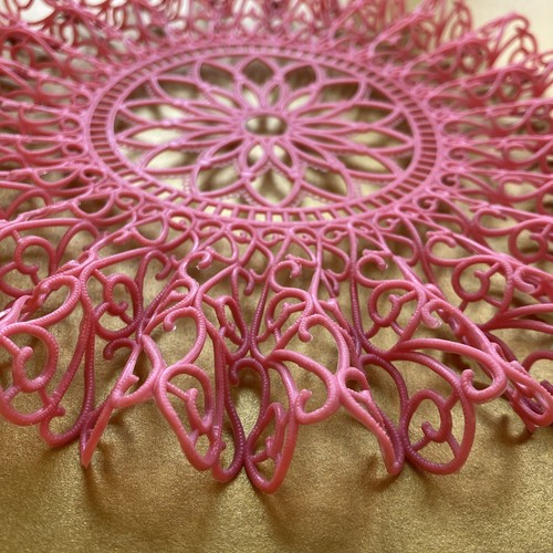 Set of 2 NEW ornate vintage plastic doilies vibtage tea party celebration RARE - Picture 5 of 5