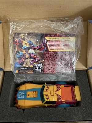 Transformers TFCC Collectors Club 2013 Exclusive Timelines Autobot Circuit 
