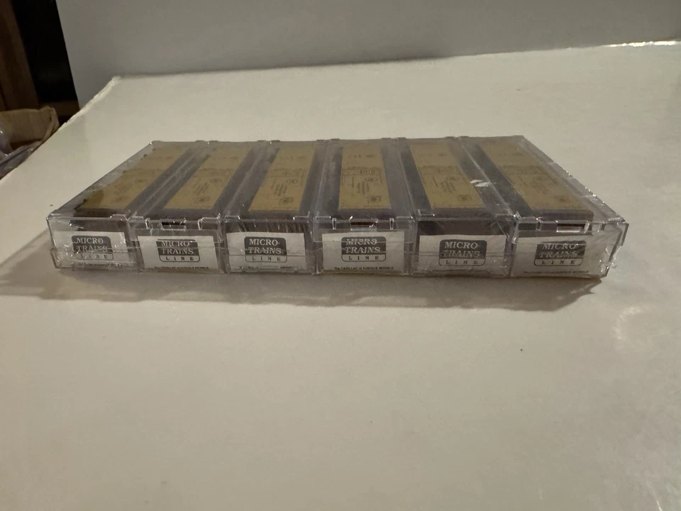 N Scale AMERICAN REFRIGERATOR TRANSPORT 6-Pack #2 - Micro Trains 69052 *RARE. - Image 4 of 4