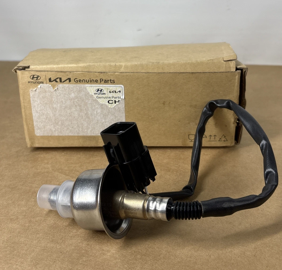 Genuine OEM Hyundai Kia Oxygen O2 Sensor 39210-2B100 photo 2