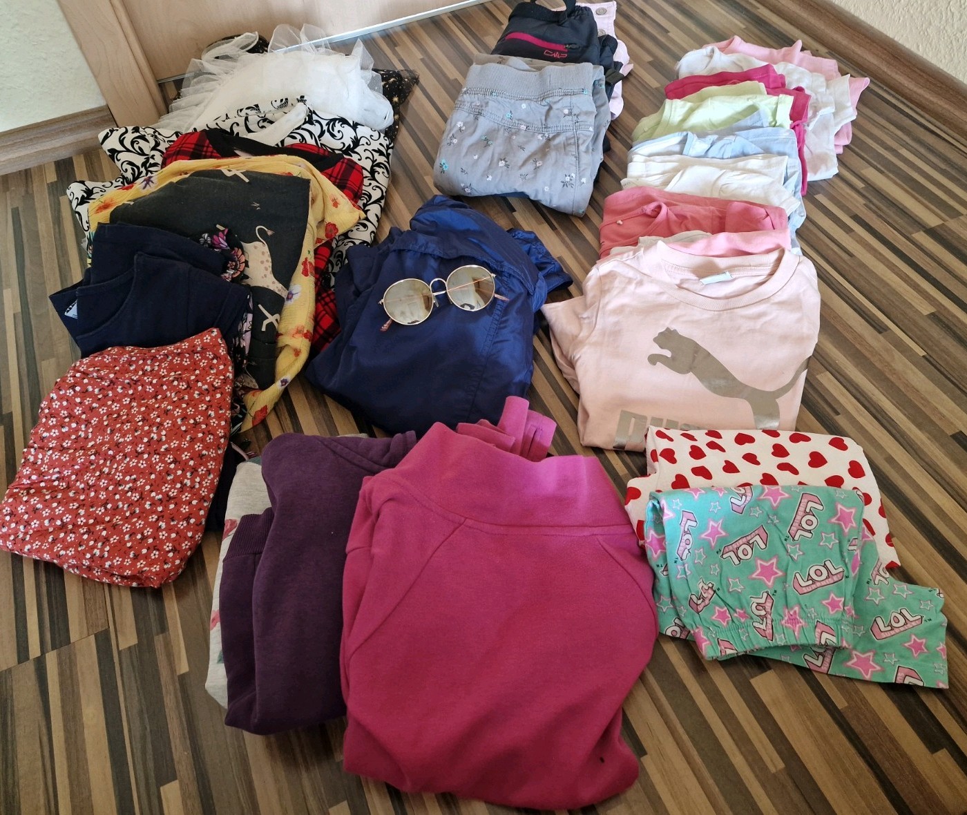 Kinder Mädchen Kleidung Set, 26 Teile, Größe 128-134