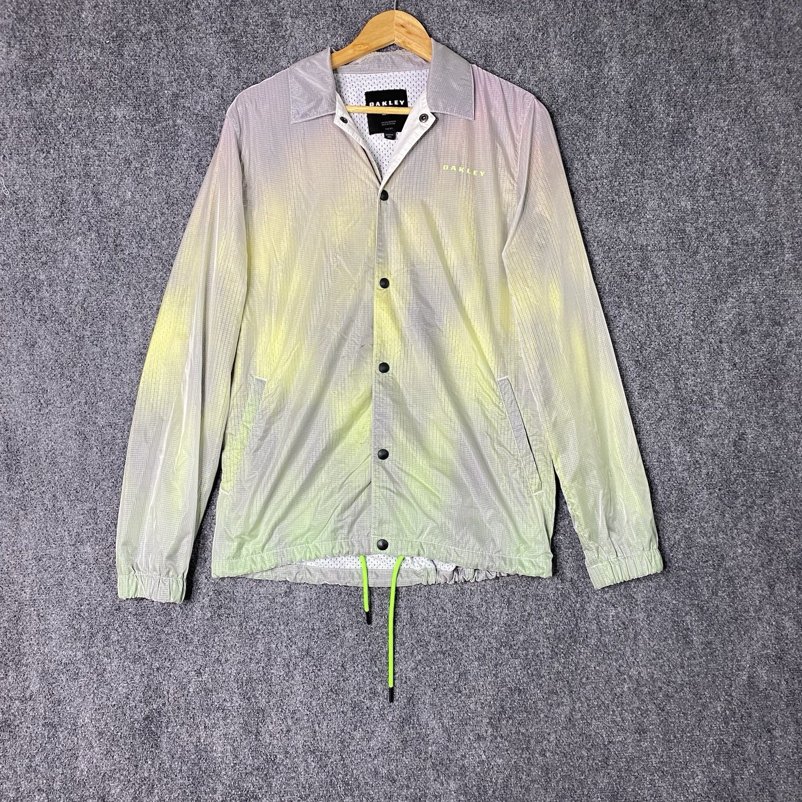 Oakley Windbreaker Jacket Mens Medium Custom Fit Grey Logo L