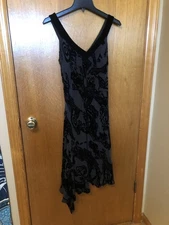 Black Velvet Floral Laundry By Shelli Segal Asymmetrical Dress Size 8
