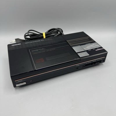 Toshiba Compact Disc Player Model XR-J9 Digital 16 Program Memory Repeat TOP 