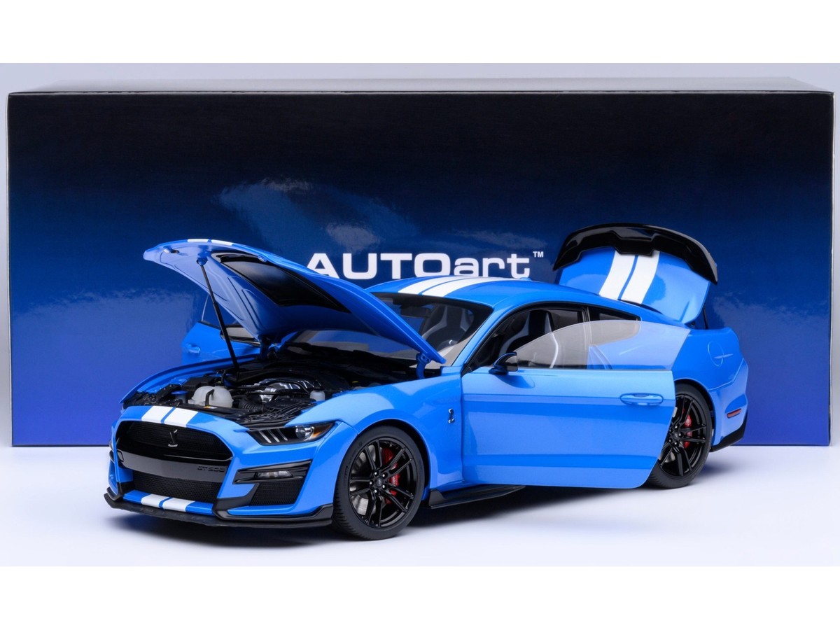 AUTOART オートアート　シェルビー GR−1 コンセプト　ブルー 1/18 オートアート 73073 フォード シェルビー GR-1 コンセプト