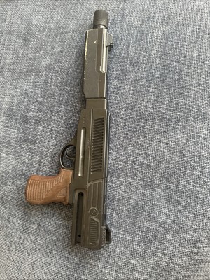 1983 Edison Giocattoli Matic 45 Toy Cap Gun Assault rifle 00365-1