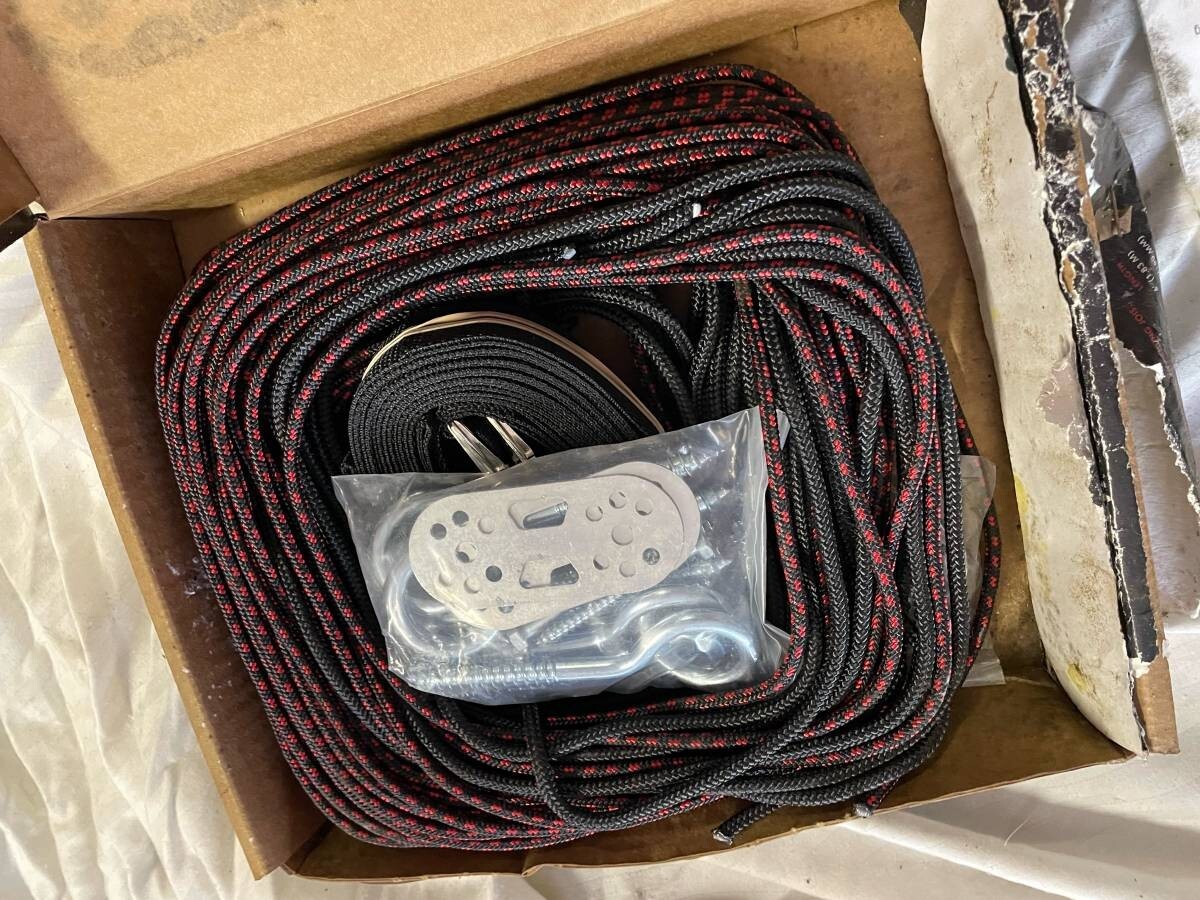 Harken Hoister Lift Launch System Truck Jeep Top Camper ShellGarage