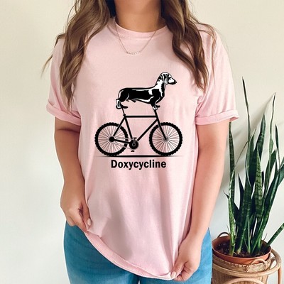 Doxycycline Pharmacy Pun shirt Funny Veterinary Pharmacists Unisex T-Shirt