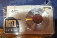 VIVITAR---POP SNAP--44MP DIGITAL CAMERA--WHITE