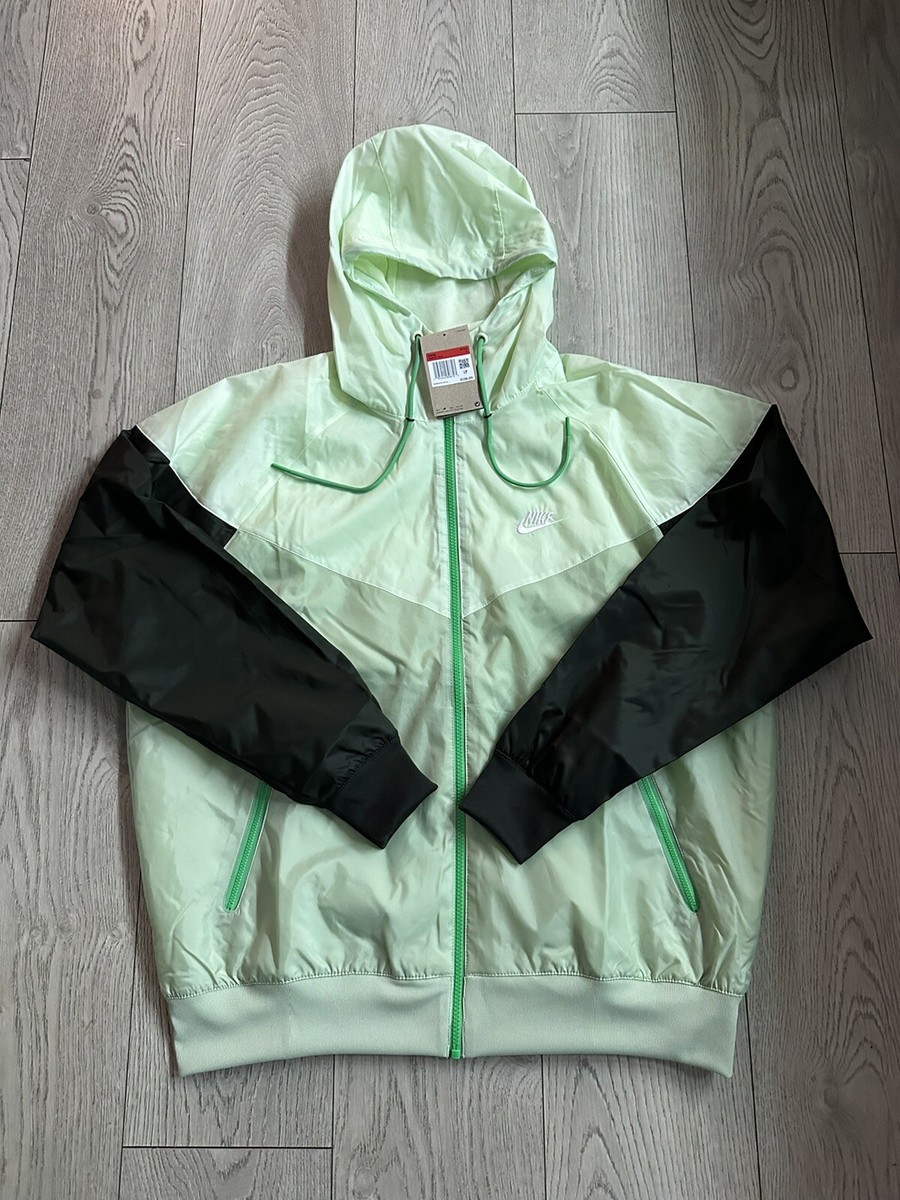 ナイキ　NIKE WINDRUNNER PRINTED HOODIE 　L Nike Sportswear Windrunner Hoodie Full Zip Jacket Honeydew