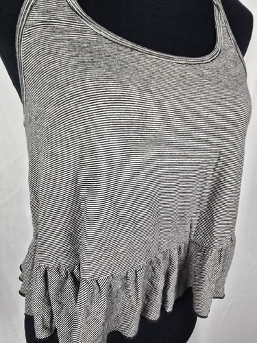 Volcom Striped Tiered Y2K Grunge Halter Cropped Women's Tank Top sz M - Picture 3 of 8