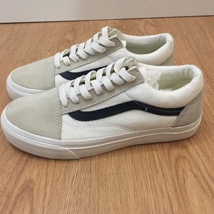 vans crema