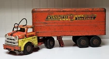 Vintage Steel Steerable Wyandotte Chieftain Van Line Semi Truck