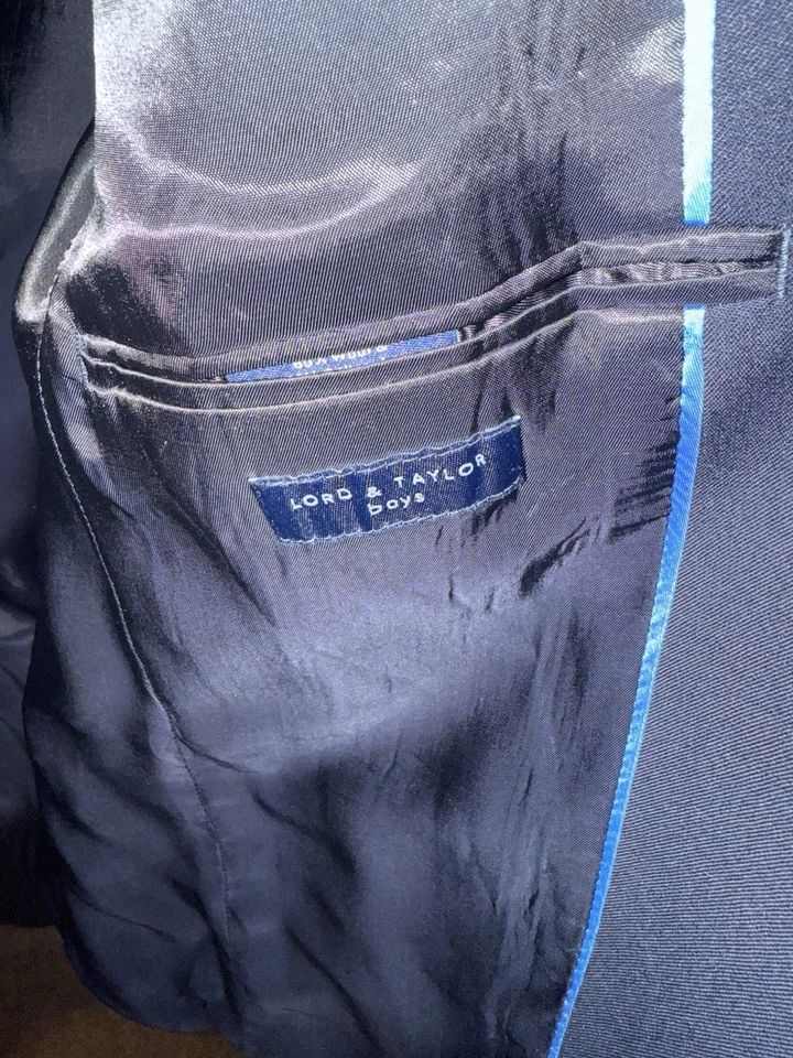 Chaqueta Blazer Lord & Taylor Niños Adolescentes Talla 16 Azul Marino con Botones Dorados Foto 3 de 4