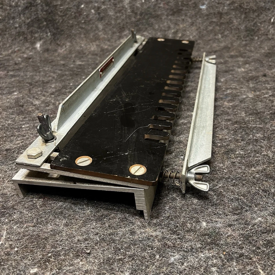 Plantilla de cola de milano Porter-Cable 5008 - Herramienta de carpintería vintage hecha en EE. UU. Foto 2 de 4