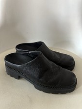 VIONIC Fairfax Womens Slippers Black Leather Comfort Slip On / Size 8