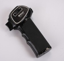 NIKON PISTOL GRIP 2, WITH QUICK RELEASE SCREW, BUT NO CABLE/215581