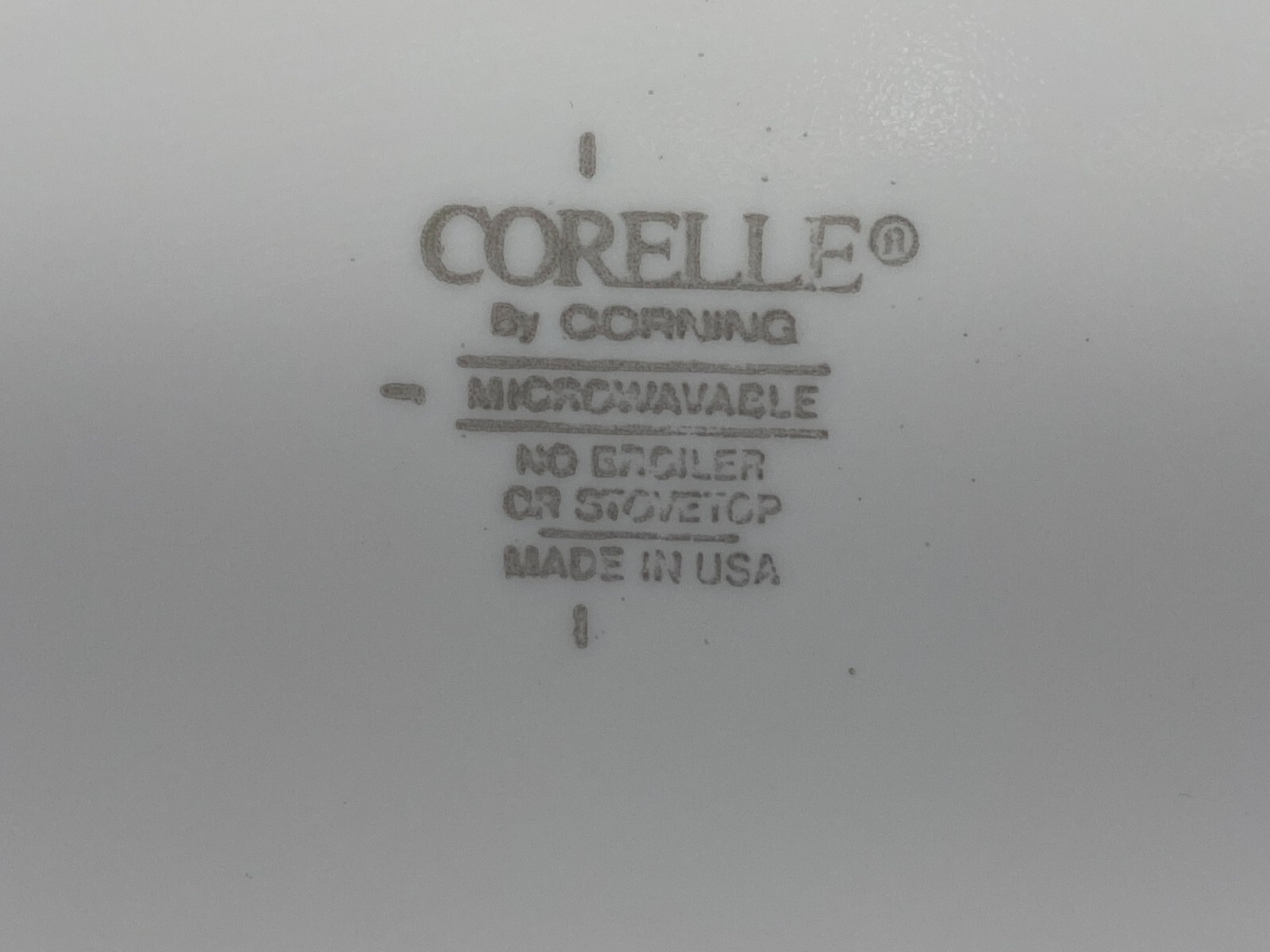 Corelle &ldquo;SHADOW IRIS&rdquo; Corning ~ Set of 4 ~ Salad Plates ~ 7 1/8"