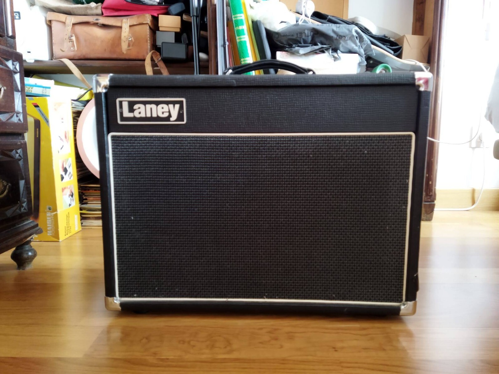 Laney VC30-112 VC Guitar Tube Amplifier Mint Condition Used Twice 
