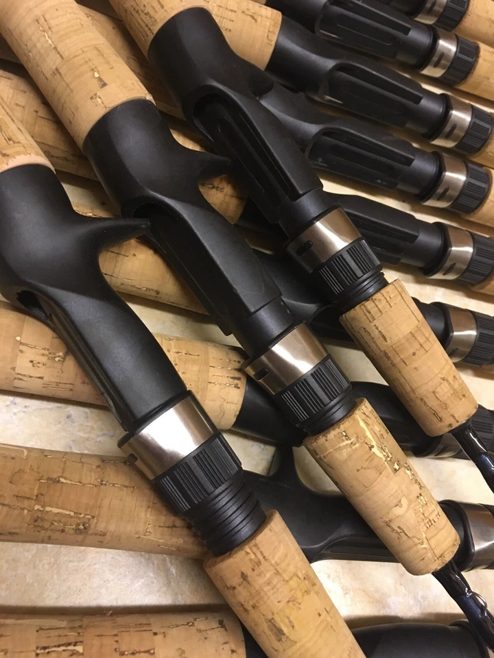 3 Shakespeare Micro Series Graphite UL Casting Rods 4'6 Cork Handle Blu CLOSEOUT - Image 3 of 4