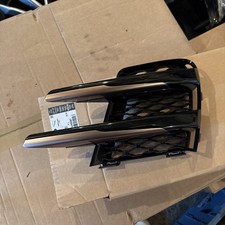 New LAND ROVER RANGE ROVER VELAR L560 Front Bumper Right Grille LR093470 GENUINE