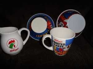 VTG Lot of 4 Kellogg Collectibles