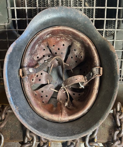 WW2 Elmetto tedesco M.42 acciaio (Stahlhelm) - hkp 64 - senza decalcomanie - 1944 numero lotto - Foto 4 di 24
