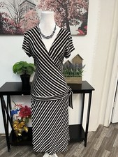Max Edition Women’s Dress M Striped Short Sleeve Side Tie Stretch Surplice Neck
