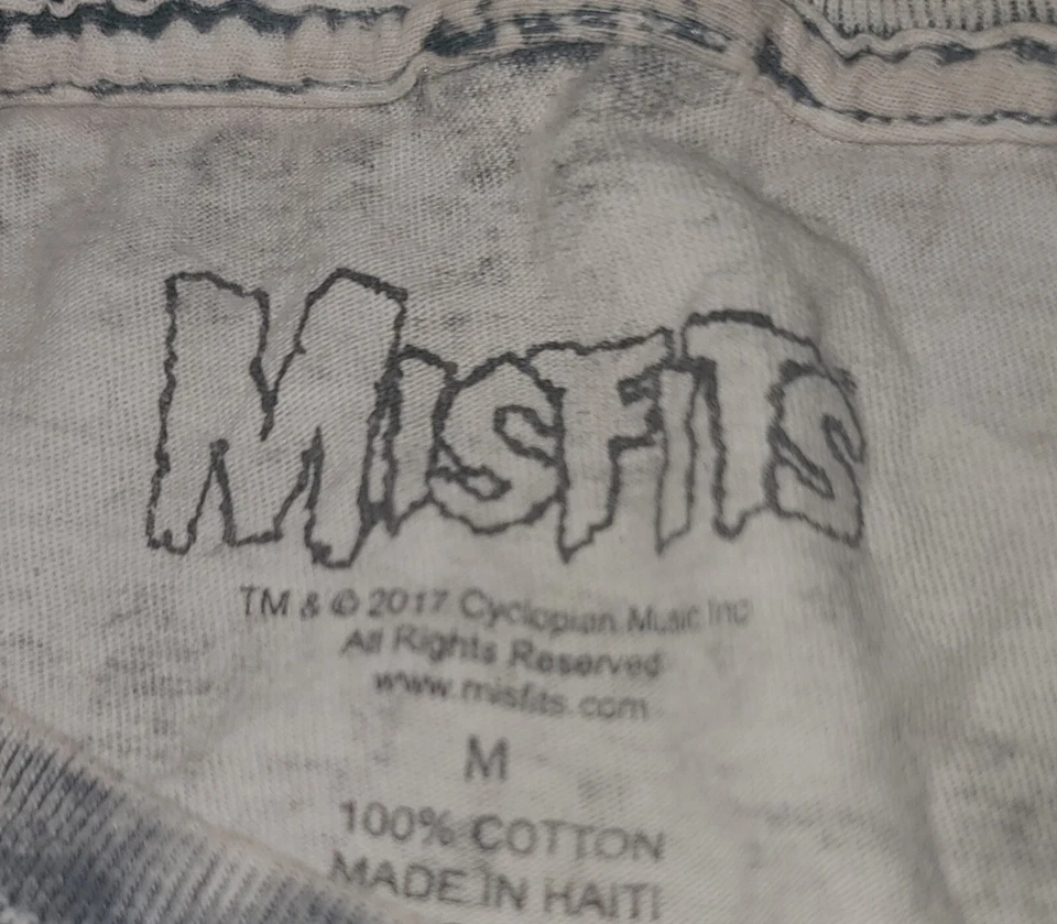 Camiseta Para Hombres S/S LAVADA A LA PIEDRA Esqueleto Terror Perdido en el Espacio INAJUSTES M Foto 4 de 4