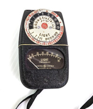 Vintage GE General Electric Light Exposure Meter Type DW-68 with Leather case