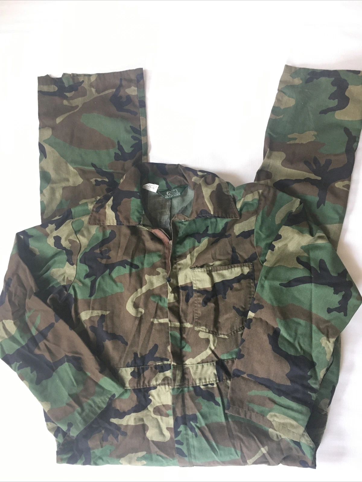 Bass Pro Shops Outdoors Coveralls Camouflage USA Made Size L/R Men 61” Vintage