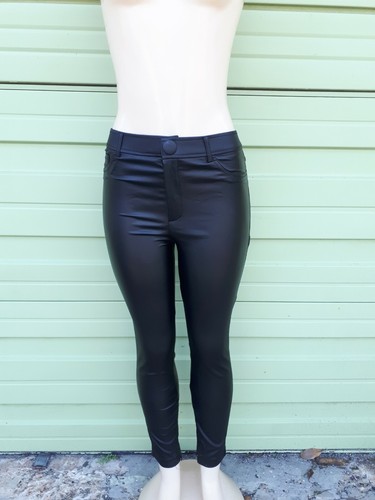 HIGH-WAIST WAXED-EFFECT LEGGINGS Waist 