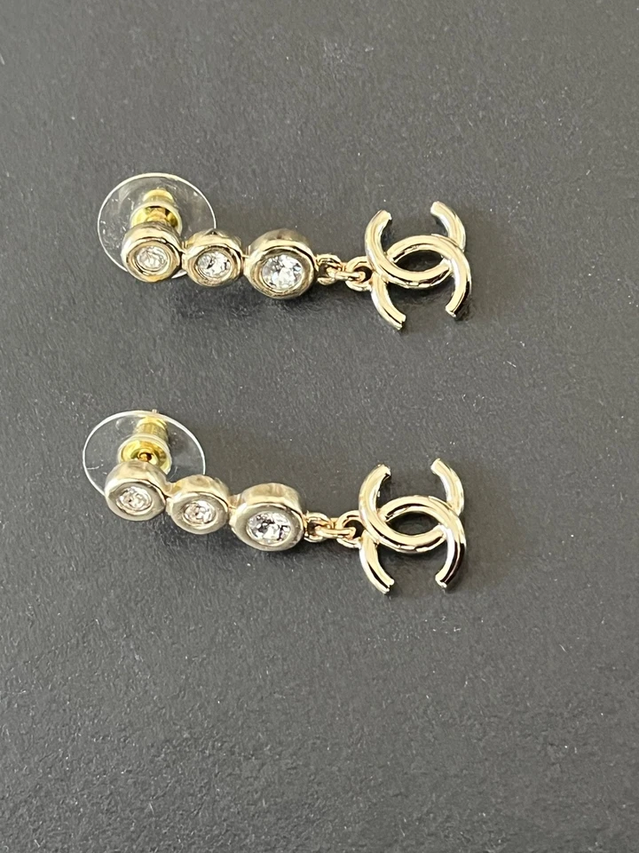 Chanel Ohrringe NEU und OVP 5/2025 mit Rechnung - Bild 4 von 4
