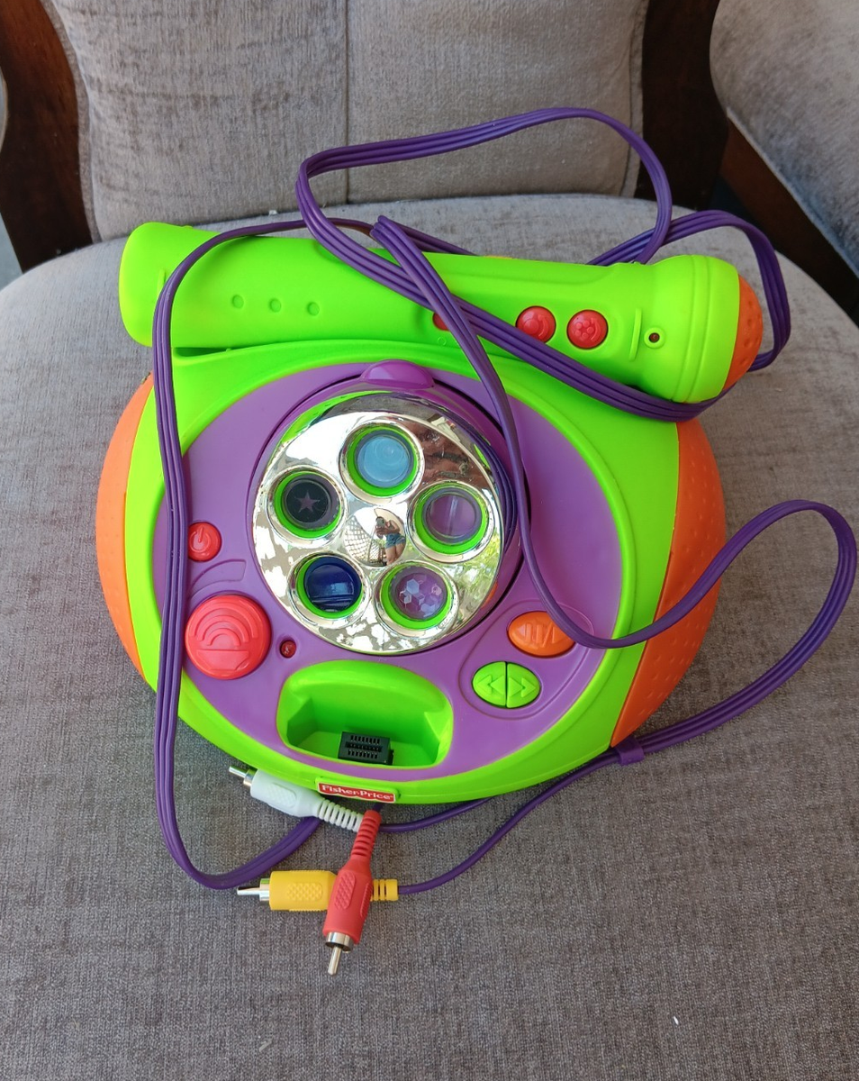 Fisher-Price Star Station Kidz Bop Musical Toy Karaoke Machine