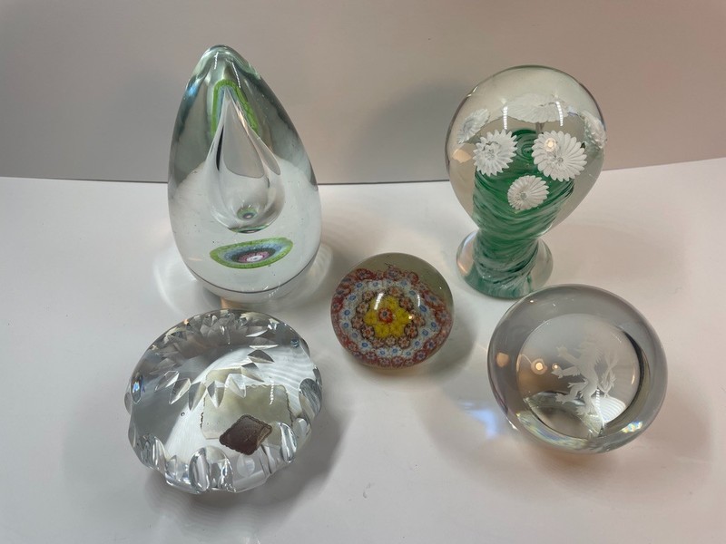 Lot of 5 Vintage Art Glass Paperweights Berger Cristall Austria Millefiori Lion
